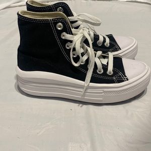 Platfrom black and white High Top Converse